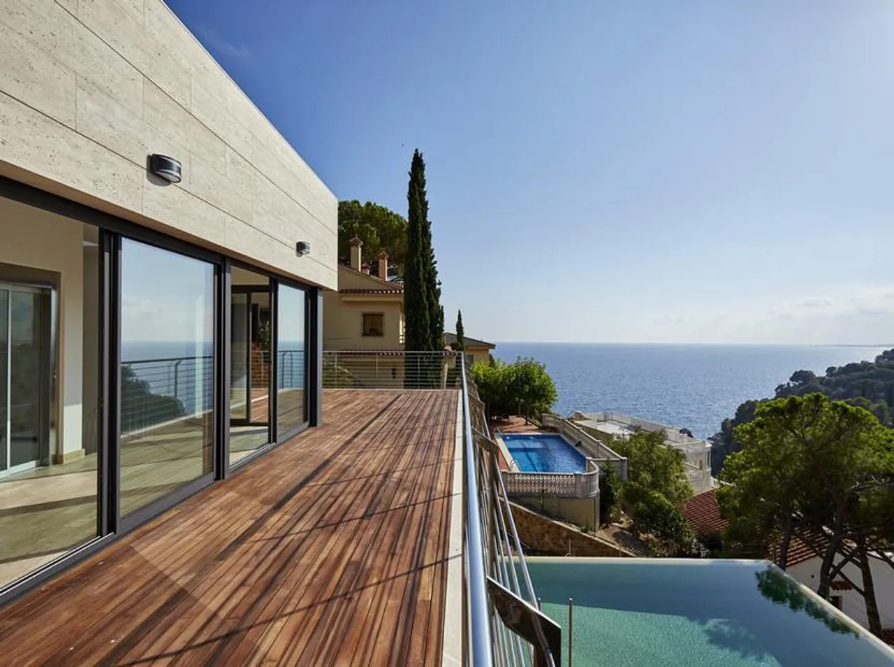 living - Villa moderna recién construida en venta en Cala Canyelles - gallery - 9