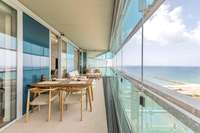 living - Piso de 82m² con 35m² terraza en venta en Diagonal Mar - gallery thumbnail - 8
