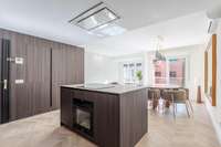 living - Piso de 110m² en venta en Ciudad Jardín, Madrid - gallery thumbnail - 2