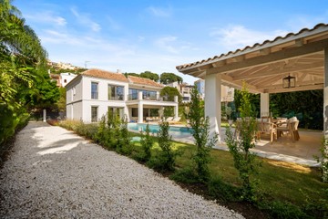 living - Casa / villa de 521m² con 140m² terraza en venta en Benahavís - featured
