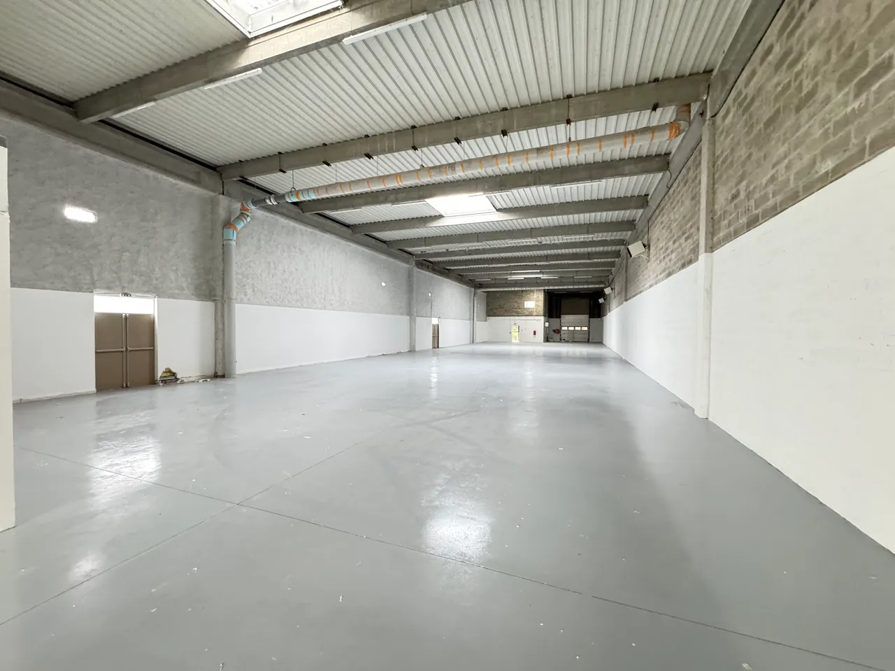 logistics - Light Industrial Premises / Offices For Rent - gallery - 5