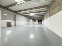 logistics - Light Industrial Premises / Offices For Rent - gallery thumbnail - 5