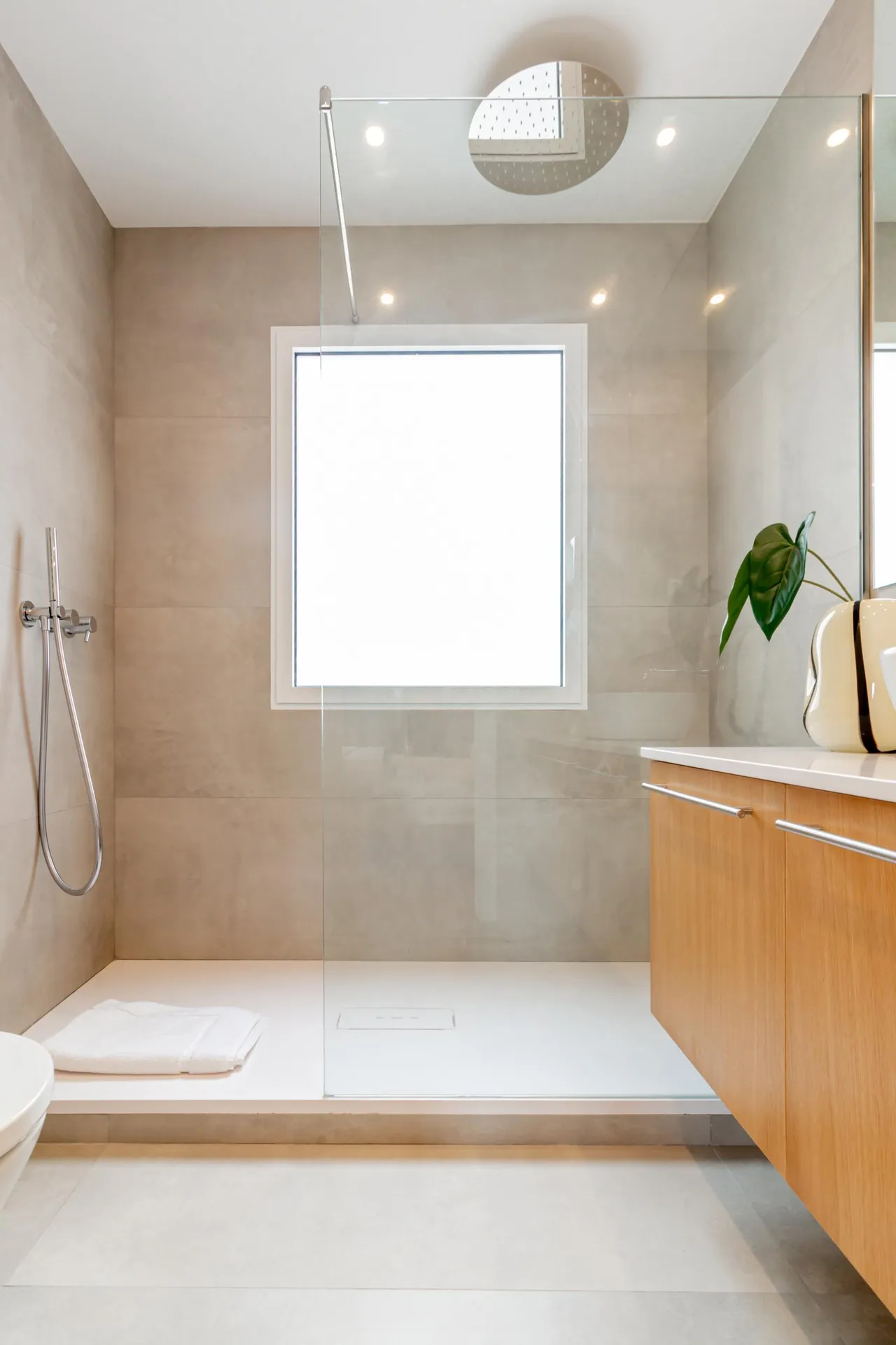 living - Piso de 110m² en alquiler en Recoletos, Madrid - gallery - 8