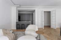 living - Piso de 234m² en venta en Almagro, Madrid - gallery thumbnail - 8