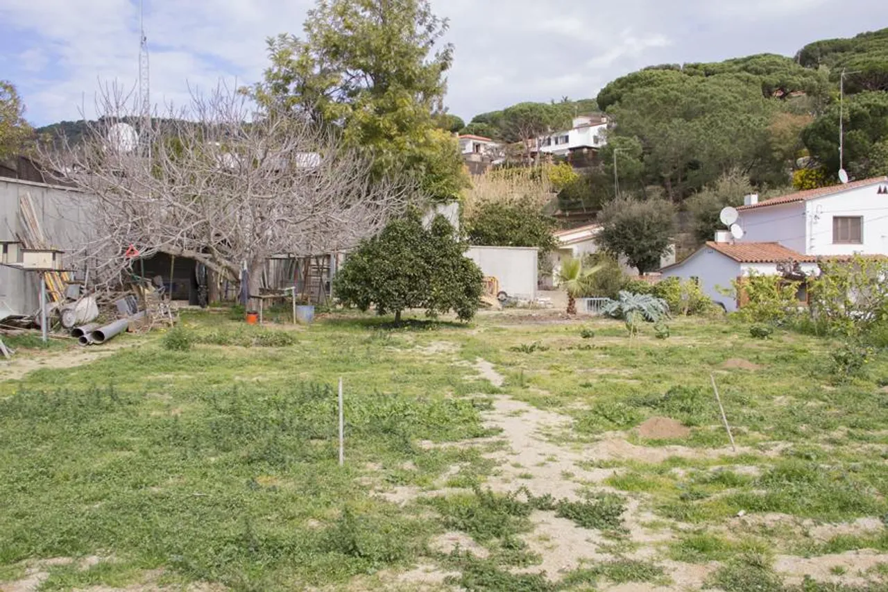 living - 583m² building plot for sale in Cabrils on the Maresme Coast - gallery - 2