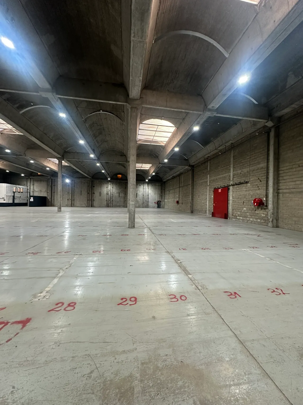 logistics - Entrepôt À Louer - gallery - 5