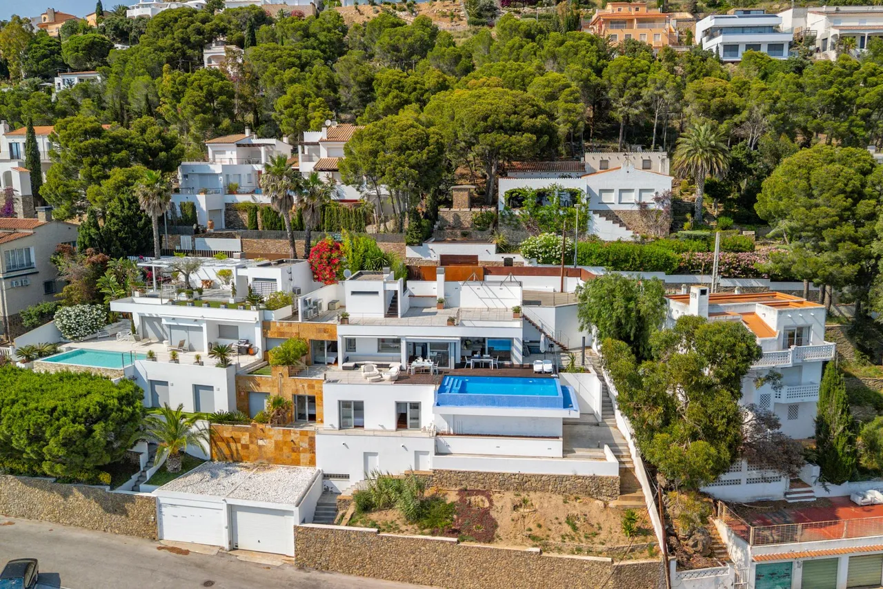 living - Casa / villa de 257m² en venta en Bahía de Rosas - gallery - 6