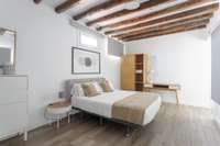 living - 95m² apartment for rent in Sol, Madrid - gallery thumbnail - 8