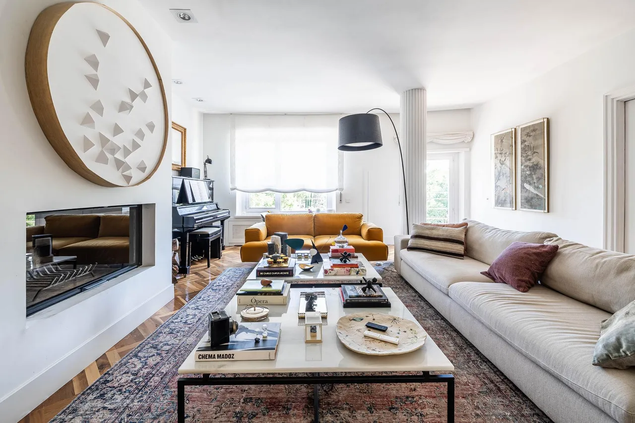living - 453m² apartment for sale in Argüelles, Madrid - gallery - 2