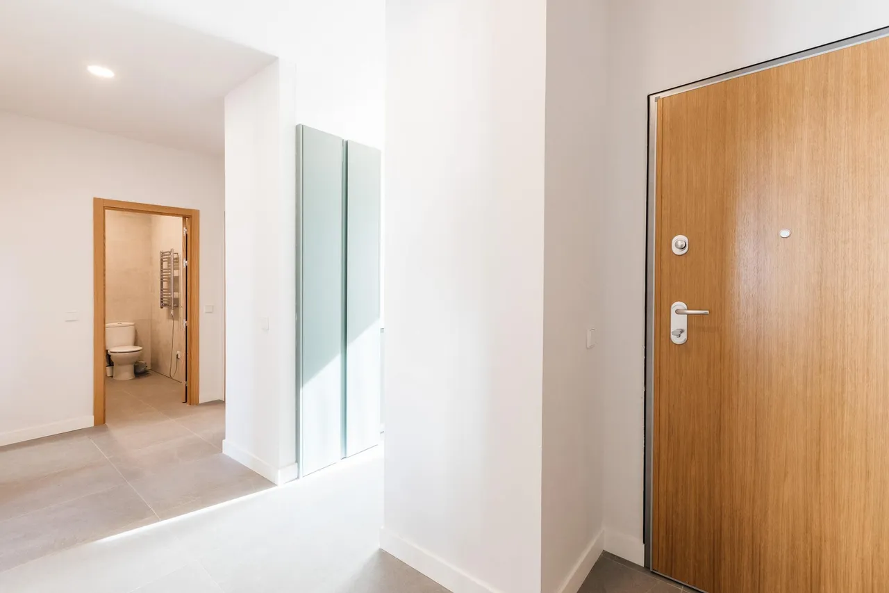 living - Piso de 90m² en alquiler en La Latina, Madrid - gallery - 2