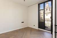 living - 77m² apartment for sale in Eixample Right, Barcelona - gallery thumbnail - 4