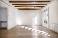 living - Piso de 137m² con 6m² terraza en venta en Eixample Derecho - gallery thumbnail - 10