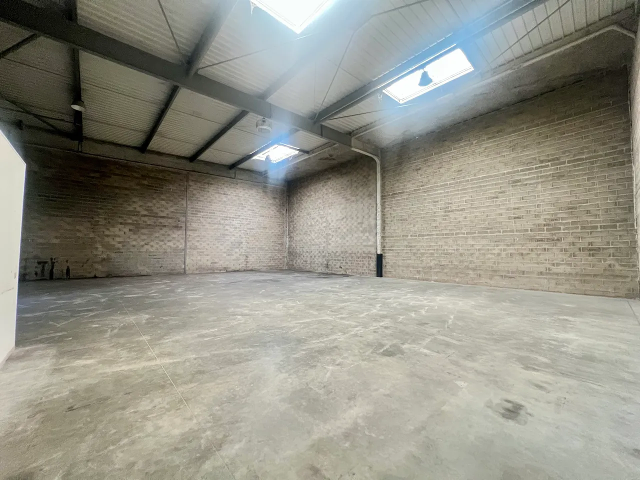 logistics - Activités / Bureaux À Louer - gallery - 8