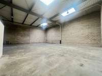 logistics - Light Industrial Premises / Offices For Rent - gallery thumbnail - 8