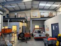 logistics - Light Industrial Premises / Offices For Rent - gallery thumbnail - 4