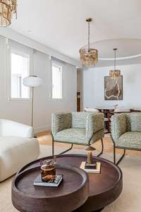 living - Piso de 176m² en venta en Malasaña, Madrid - gallery thumbnail - 3