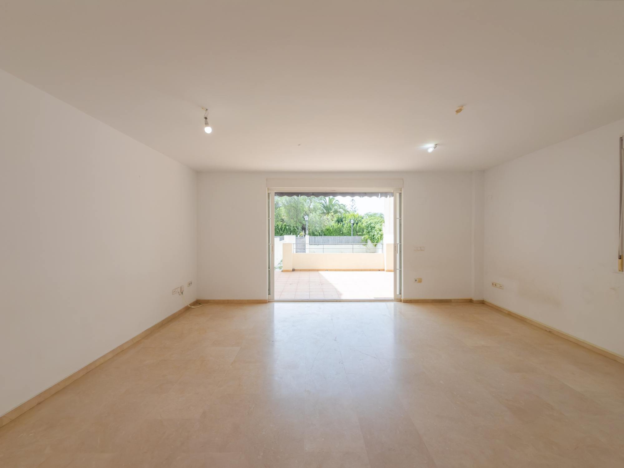 living - Casa / villa de 231m² en venta en Godella / Rocafort - gallery - 10