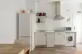 living - Piso de 93m² en alquiler en Sol, Madrid - gallery thumbnail - 6