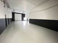logistics - Activités / Bureaux À Louer - gallery thumbnail - 4