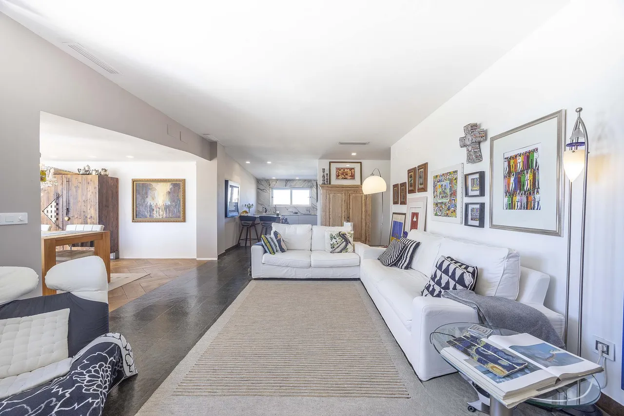 living - Ático de 148m² con 60m² terraza en venta en El Pla del Remei - gallery - 5