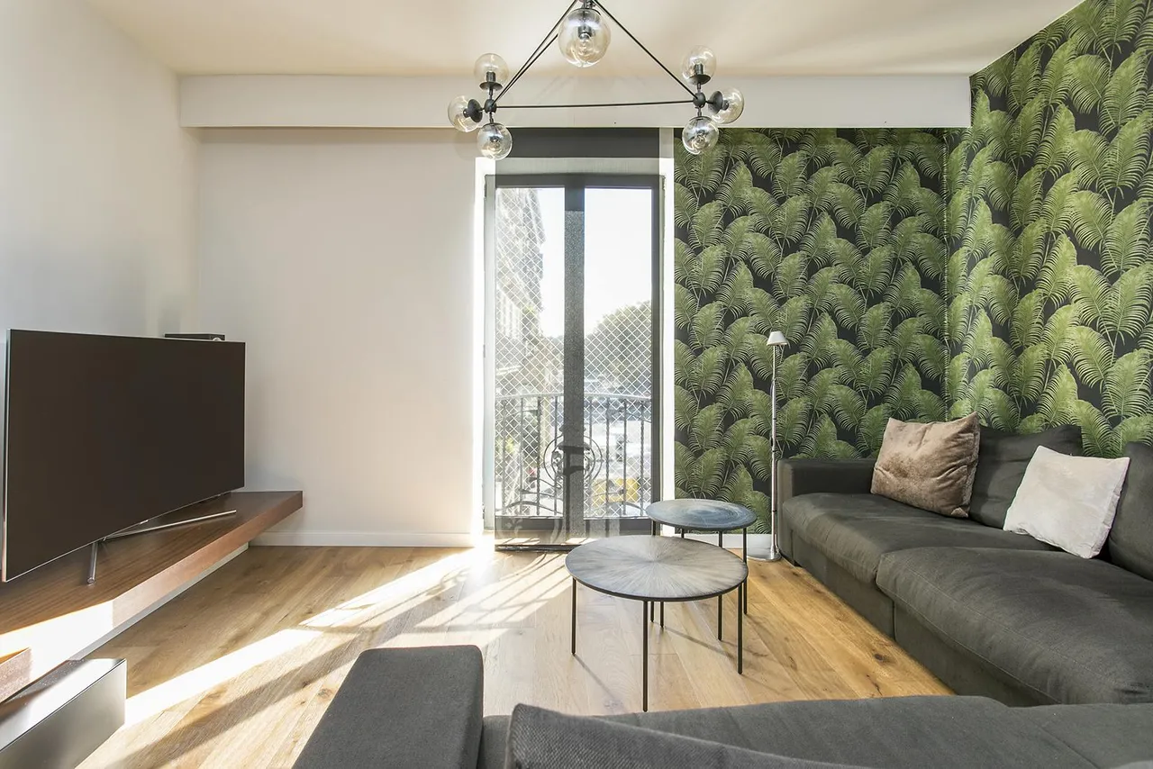 living - 95m² apartment for rent in El Born, Barcelona - gallery - 2