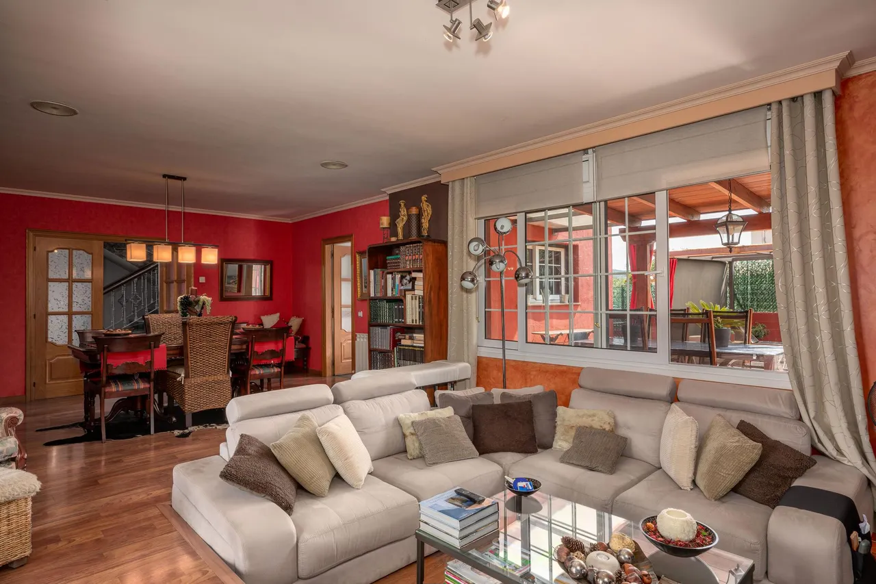 living - 310m² house / villa for sale in Palau, Girona - gallery - 6