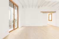 living - 100m² apartment for sale in El Born, Barcelona - gallery thumbnail - 2