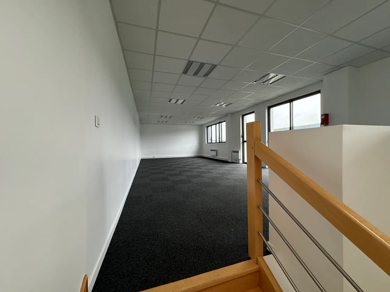 logistics - Activités / Bureaux À Louer - gallery - 6