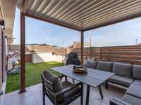 living - Ático de 120m² con 38m² terraza en venta en Eixample Izquierdo - gallery thumbnail - 1
