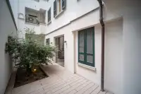 retail - Lauro 1 - Retail - Dils - gallery thumbnail - 4