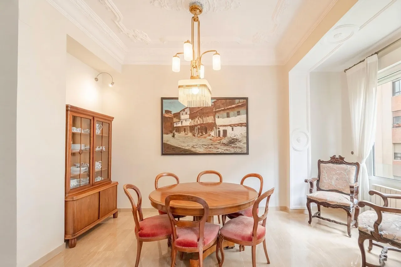 living - Piso de 130m² en venta en Gran Vía, Valencia - gallery - 9