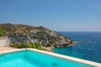 living - 260m² house / villa for sale in Bay of Roses, Costa Brava - gallery thumbnail - 2