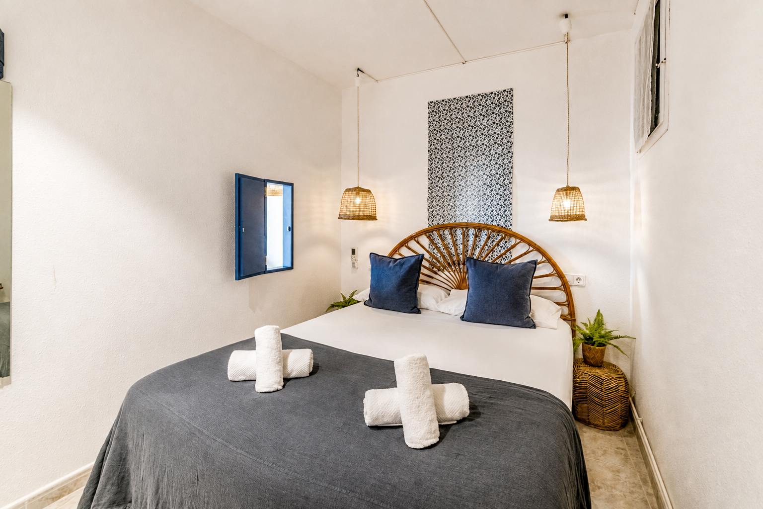 living - Piso de 76m² con 16m² terraza en venta en Sitges Town - gallery thumbnail - 4