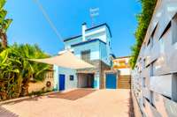 living - Casa / villa de 259m² en venta en Vallpineda, Barcelona - gallery thumbnail - 8