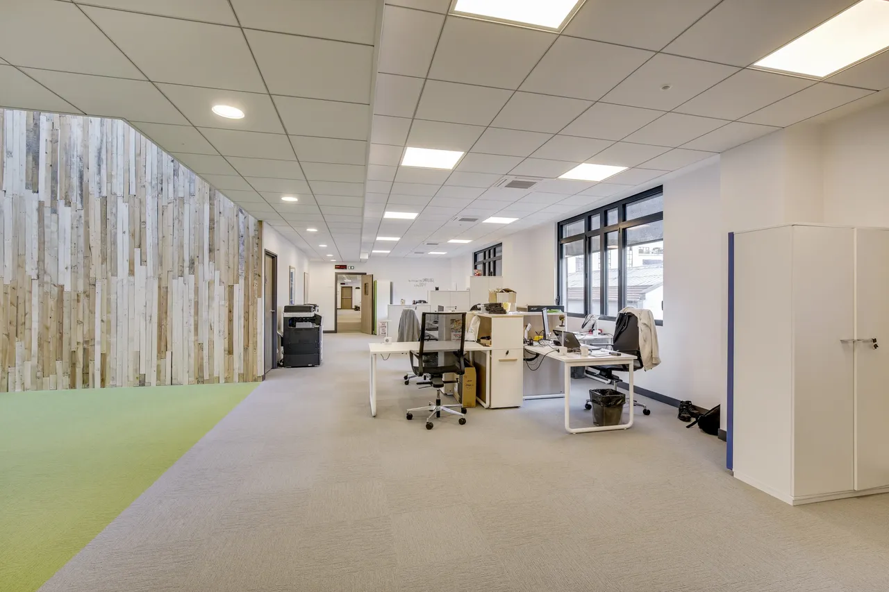logistics - Activités / Bureaux À Louer - gallery - 7