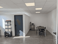 logistics - Light Industrial Premises / Offices For Rent - gallery thumbnail - 6