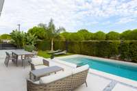 living - Casa / villa de 355m² en venta en Montgat, Barcelona - gallery thumbnail - 3