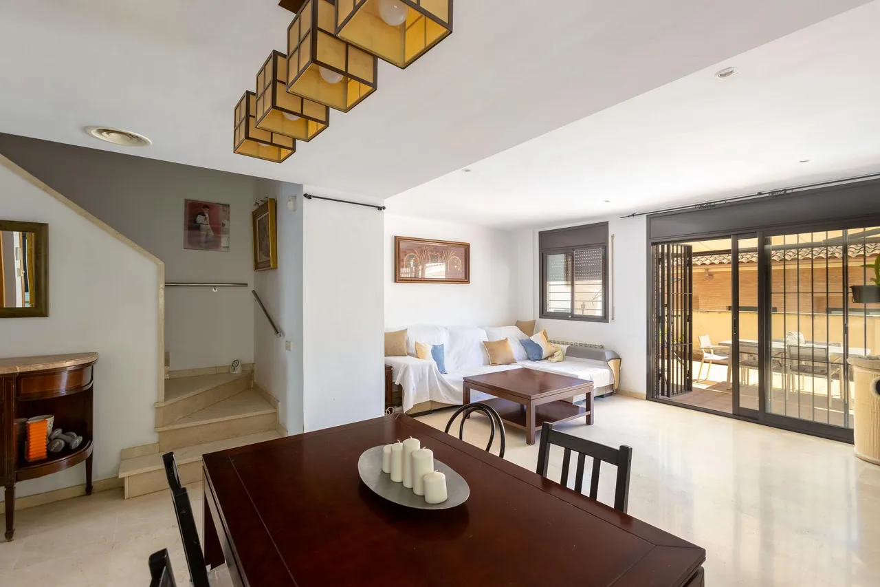living - 271m² house / villa for sale in Cabrils, Barcelona - gallery - 3
