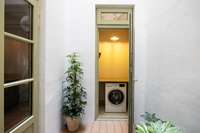 living - Piso de 200m² con 100m² terraza en venta en Eixample Derecho - gallery thumbnail - 9