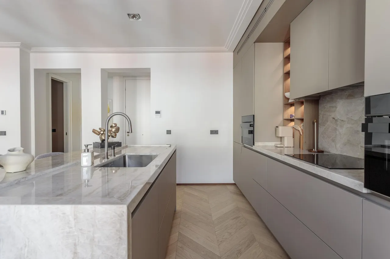 living - 100m² apartment for rent in Cortes / Huertas, Madrid - gallery - 8