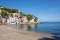 living - 184m² house / villa for sale in Sa Tuna, Costa Brava - gallery thumbnail - 3