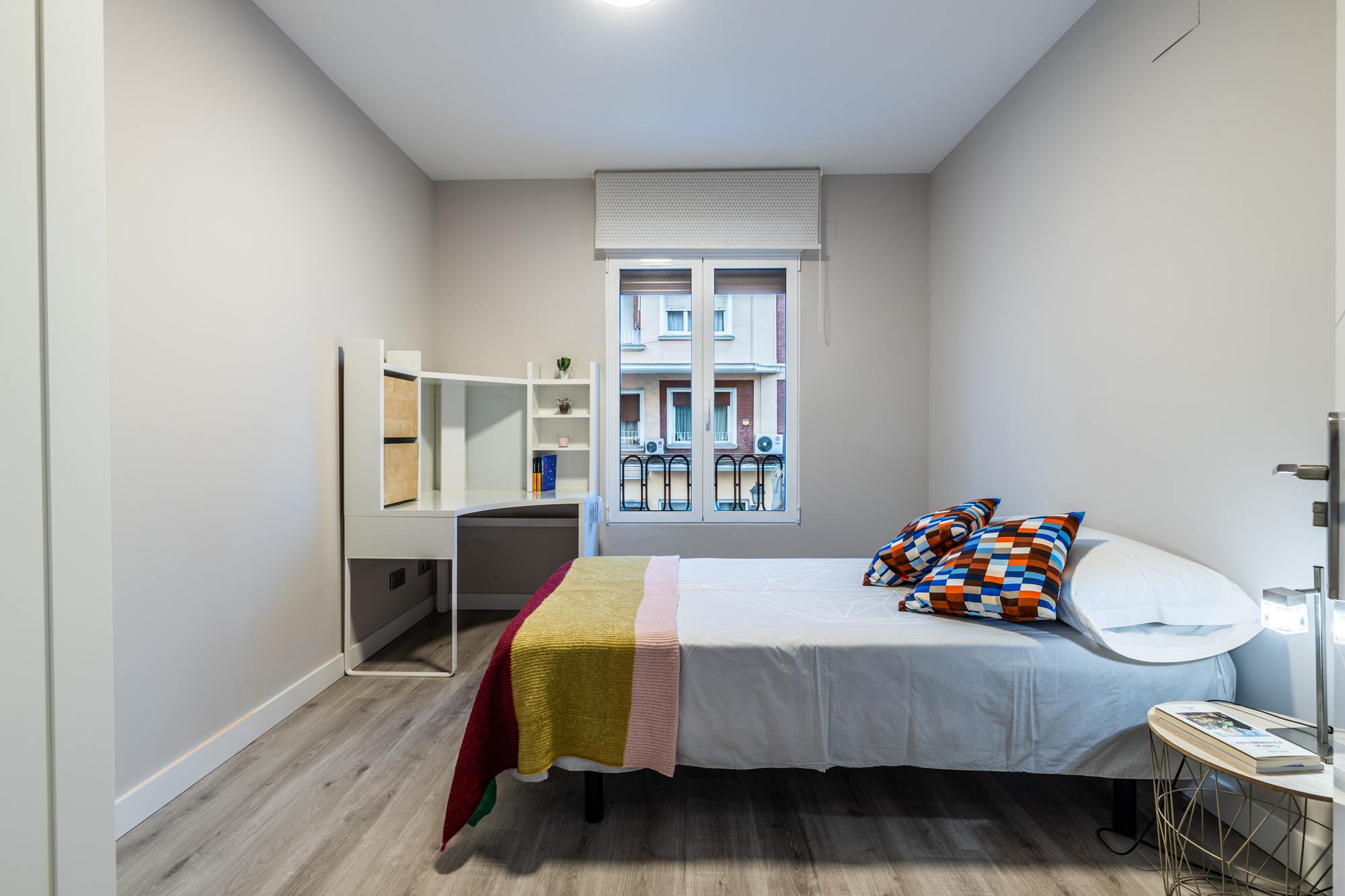 living - Piso de 100m² en venta en Arapiles, Madrid - gallery thumbnail - 6