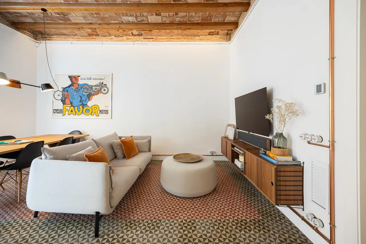 living - Piso de 100m² en venta en Eixample Izquierdo, Barcelona - gallery - 3