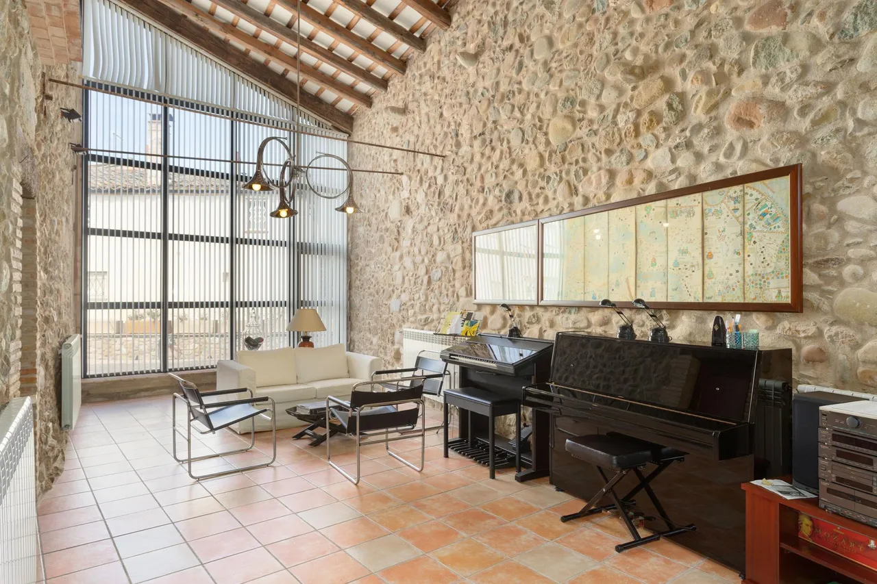 living - Casa / villa de 696m² en venta en El Gironés, Girona - gallery - 4