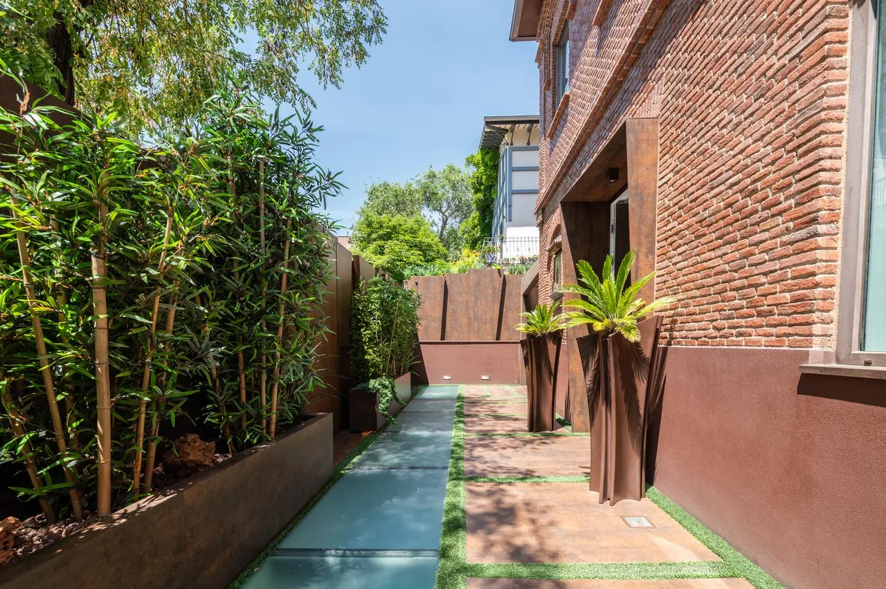 living - 450m² house / villa with 50m² garden for sale in Niño Jesús - gallery - 6