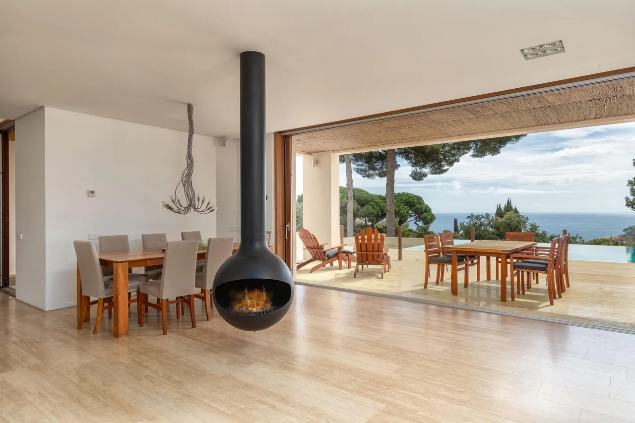 living - Casa / villa de 597m² en venta en Aiguablava, Costa Brava - gallery - 9