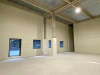 logistics - Light Industrial Premises / Offices For Rent - gallery thumbnail - 4
