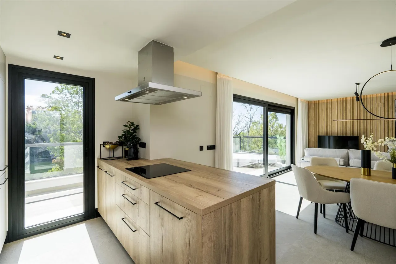 living - A beautiful modern development with panoramic views in the heart of Golf Valley with 98 apartments of 2 and 3 bedrooms , with great access to all amenities - gallery - 6