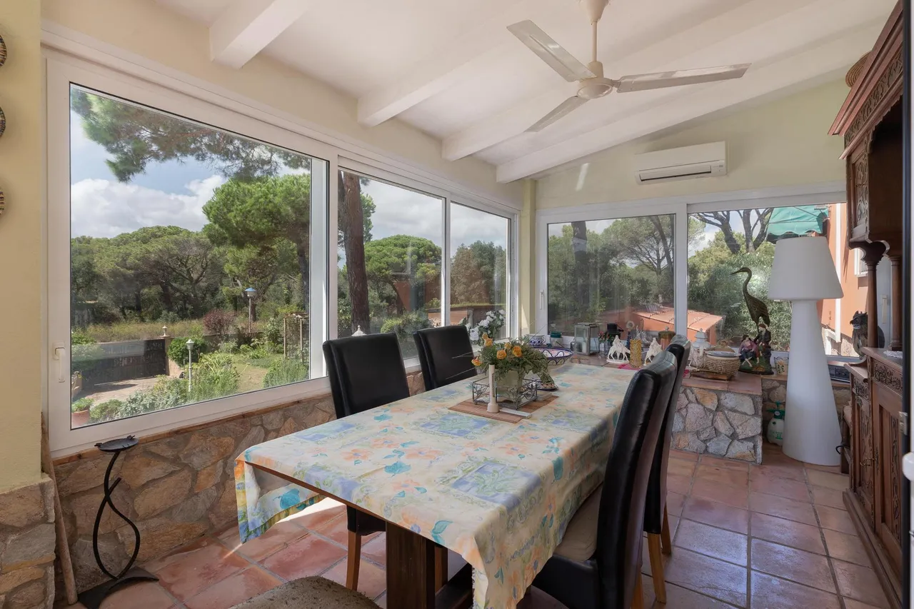 living - 232m² house / villa for sale in Calella de Palafrugell - gallery - 9