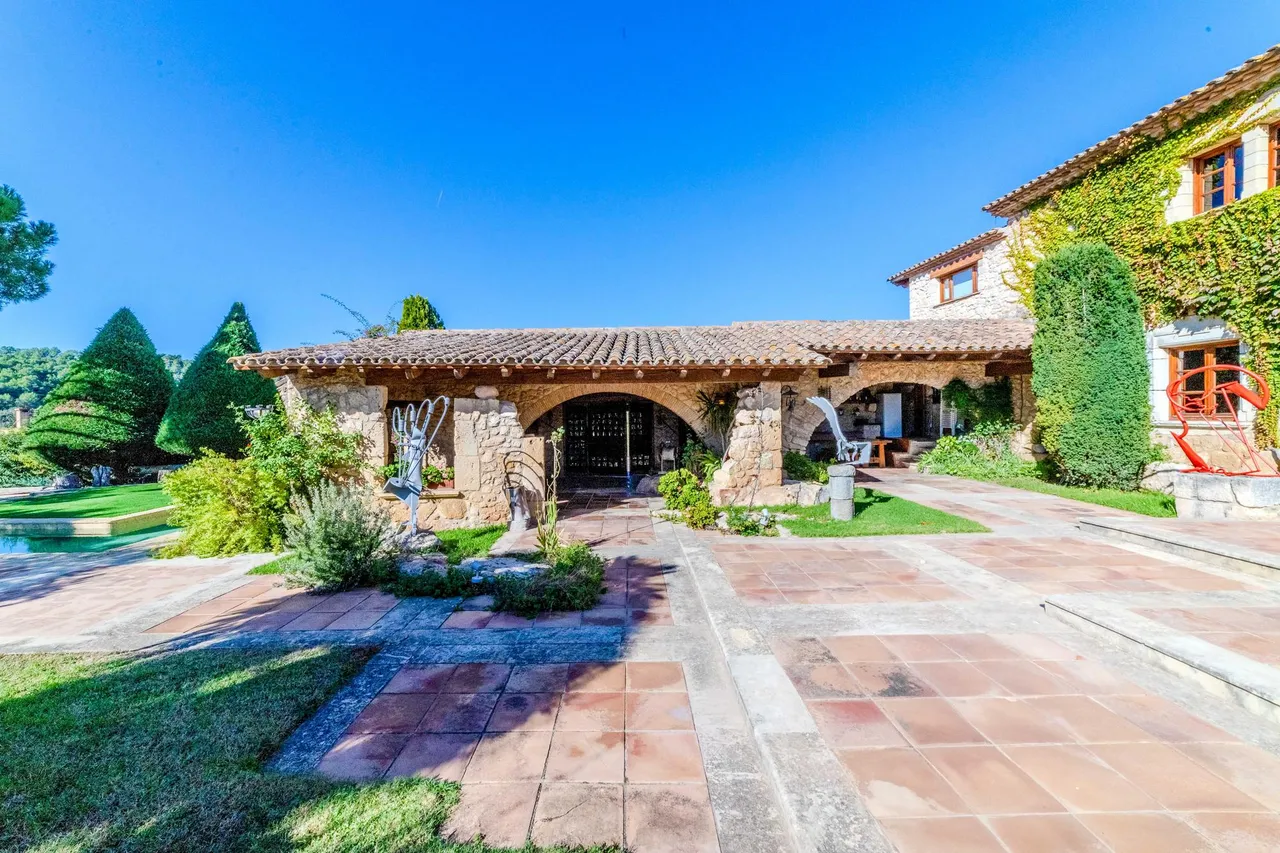 living - Casa rural de 693m² con 678m² de jardín en venta en Penedès - gallery - 7